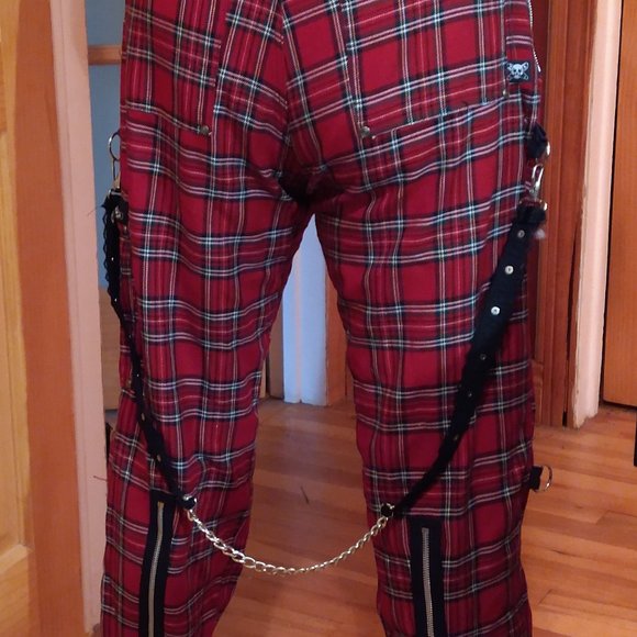 DogPile red tartan pants bondage - Picture 5 of 10
